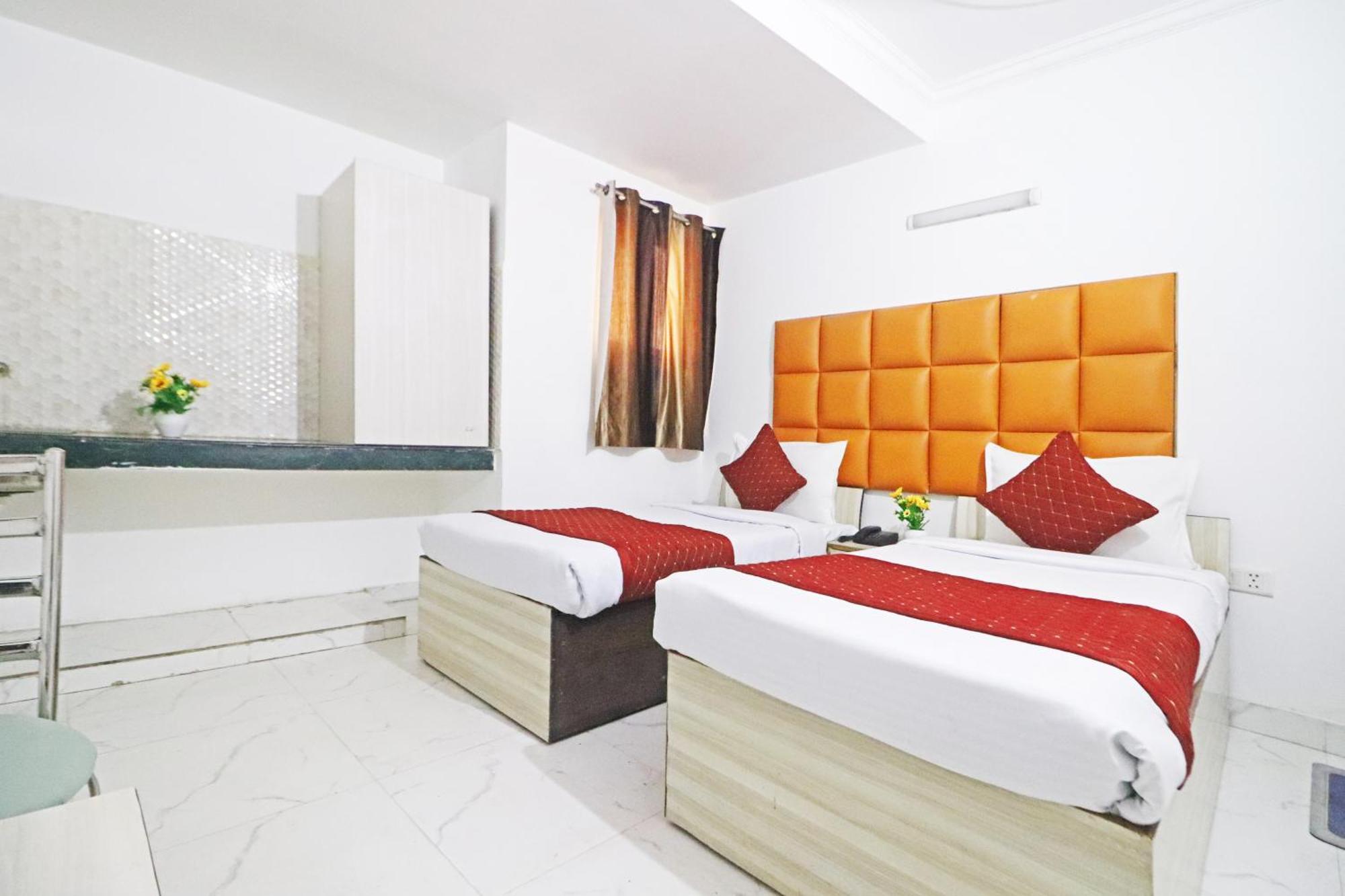 Hotel Clink New Delhi Airport Exteriér fotografie