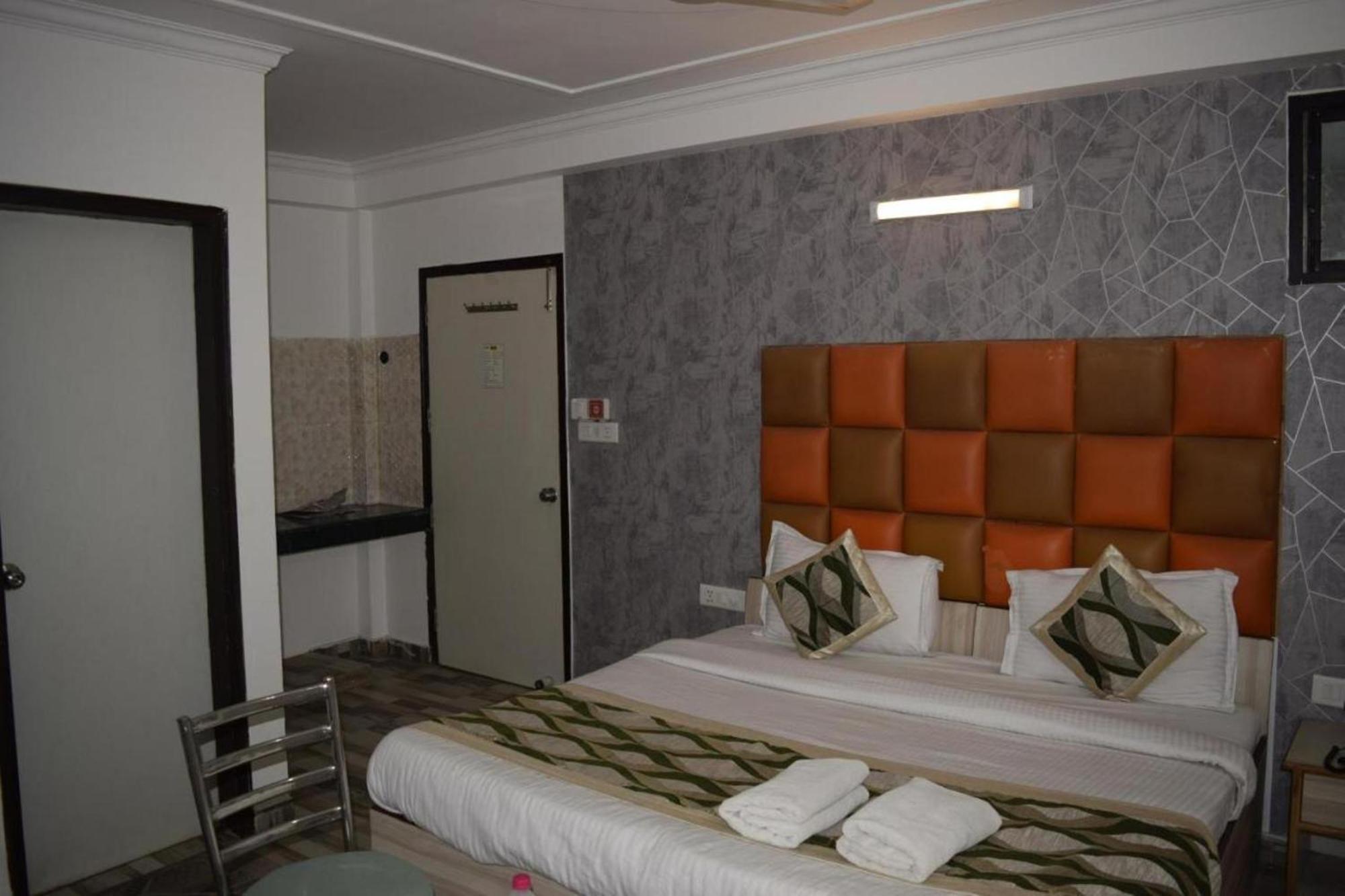 Hotel Clink New Delhi Airport Exteriér fotografie