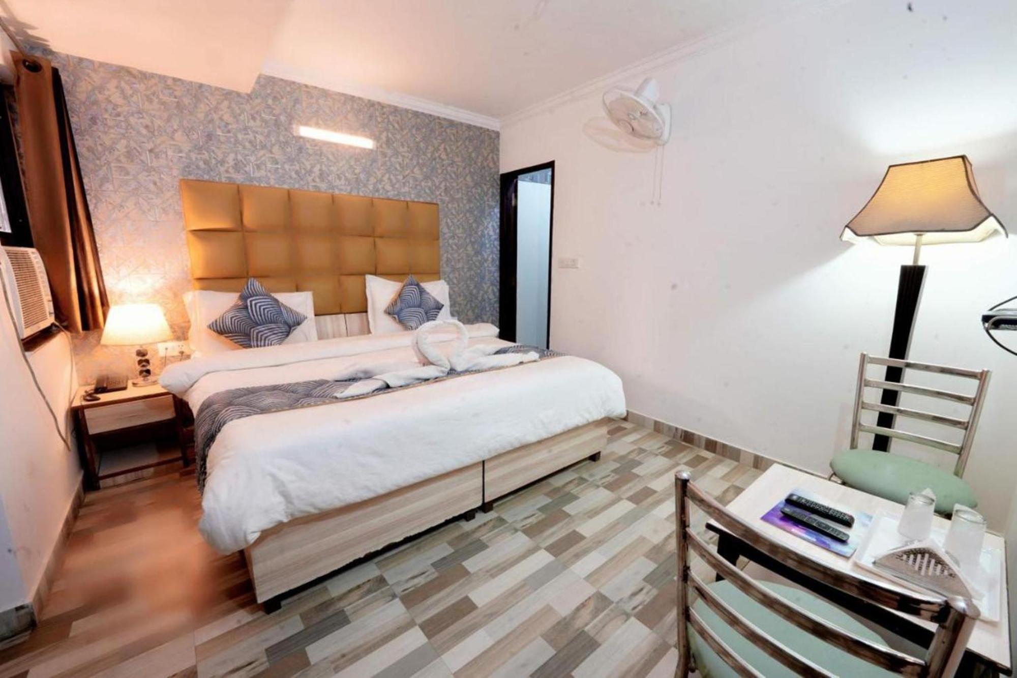 Hotel Clink New Delhi Airport Exteriér fotografie